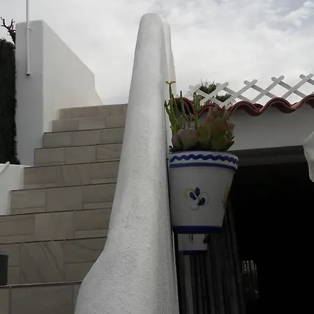 Σπίτι διακοπών Luxury Independent Resort, Las Americas, 2 Min To The Beach *